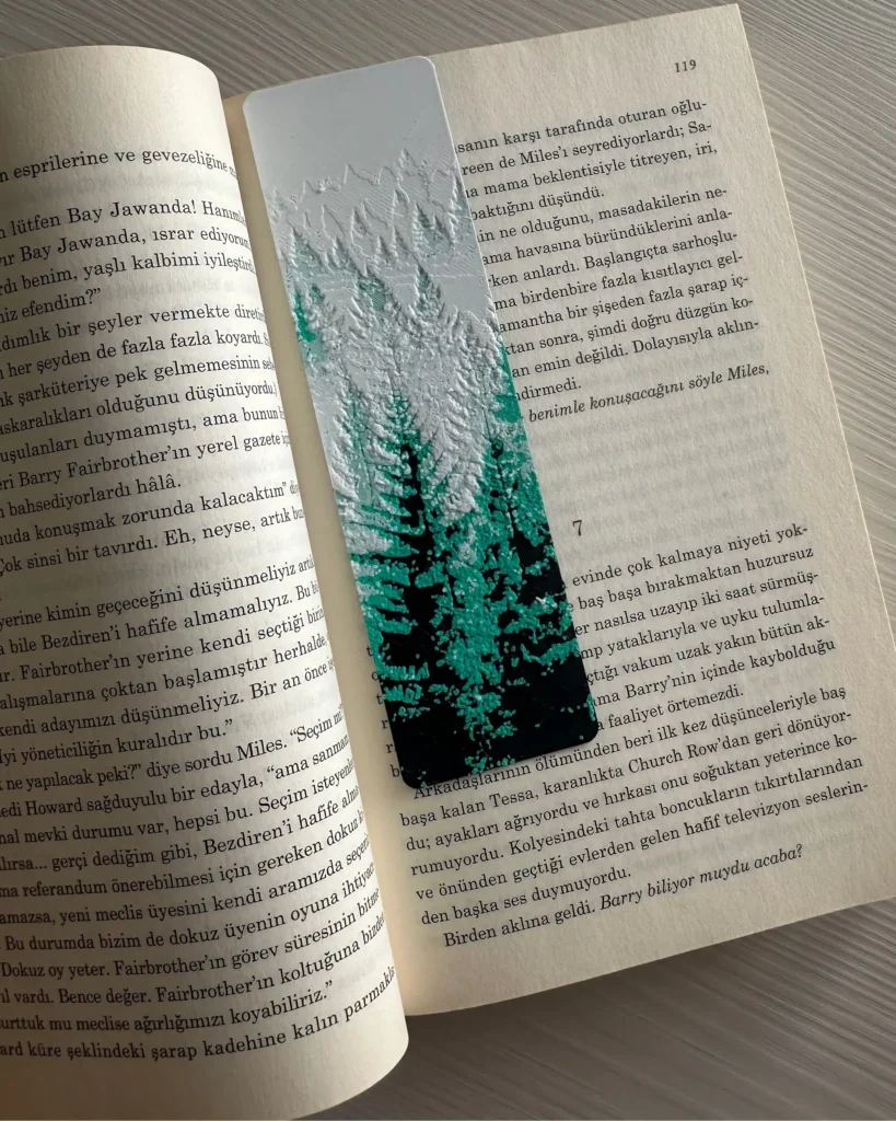 Kabartma Orman Kitap Ayracı görsel 2