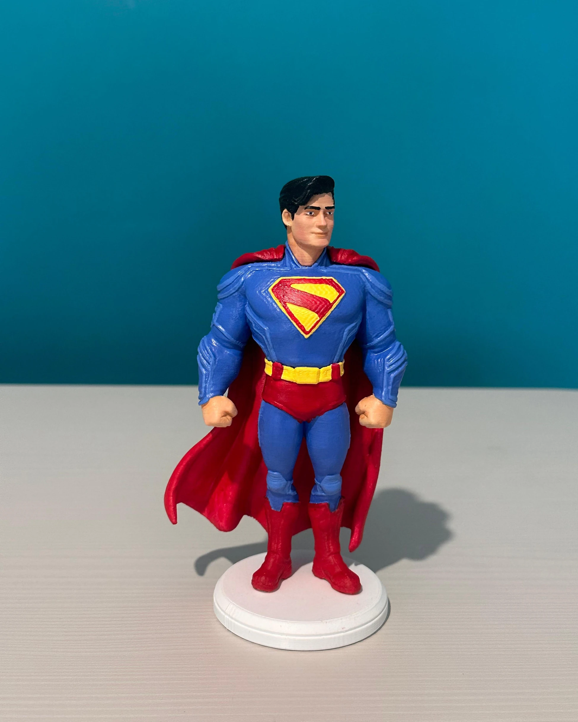 El Boyaması Superman Koleksiyon Figürü – Ev Dekorasyonu
