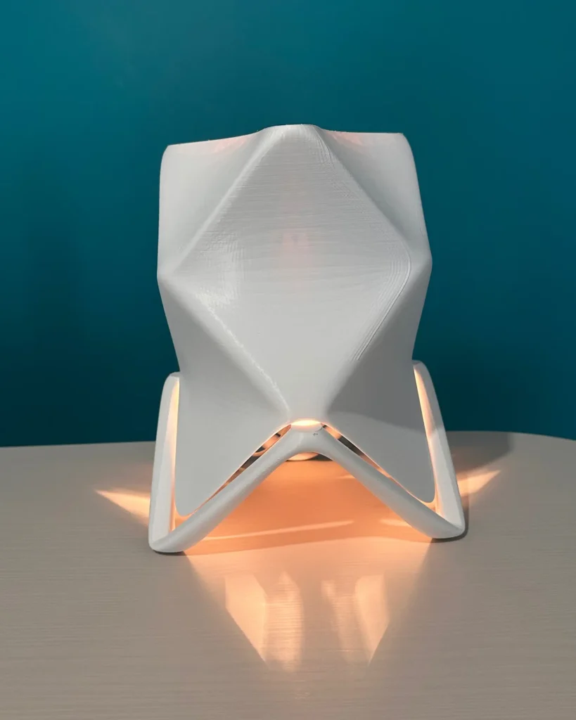 Dekoratif Origami Masa Lambası görsel 3